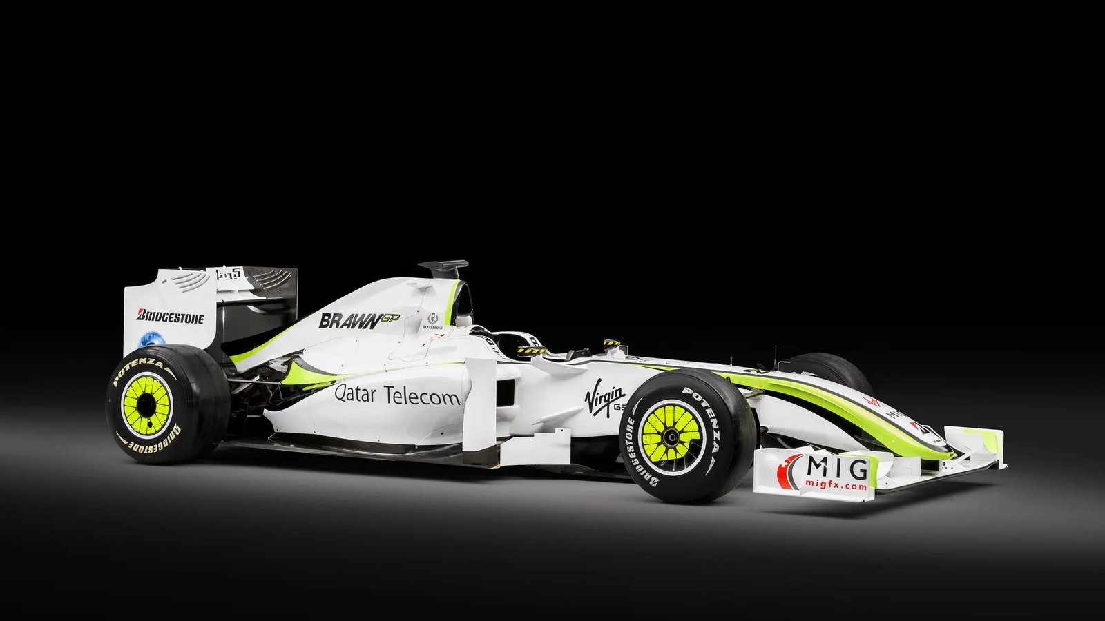 Brawn BGP 001 - front